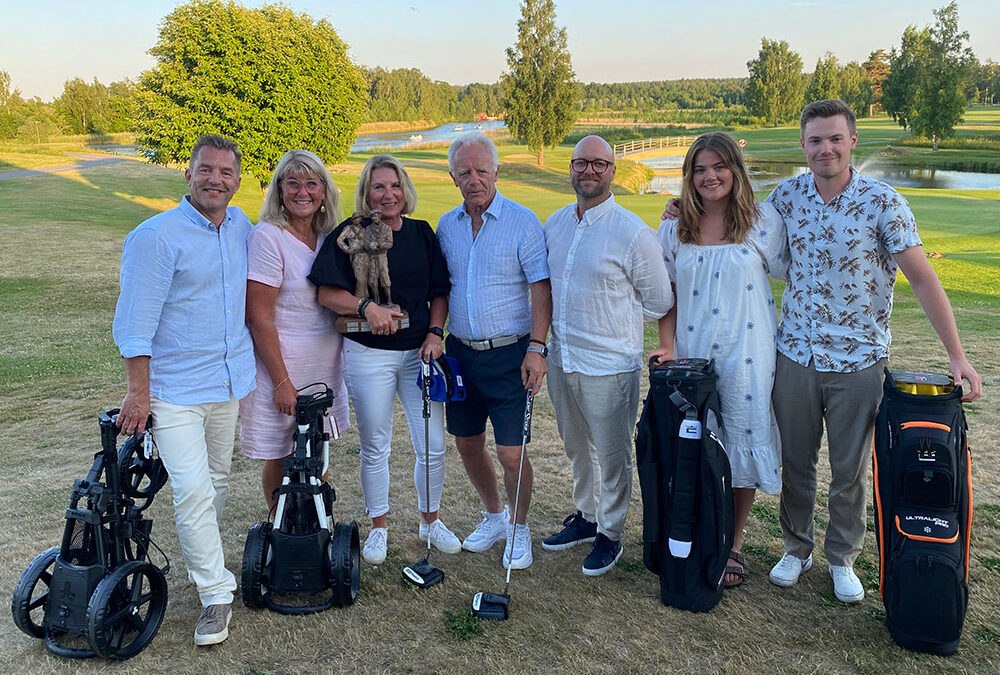 Golfstore Midsommarmixed avgjordes i strålande väder